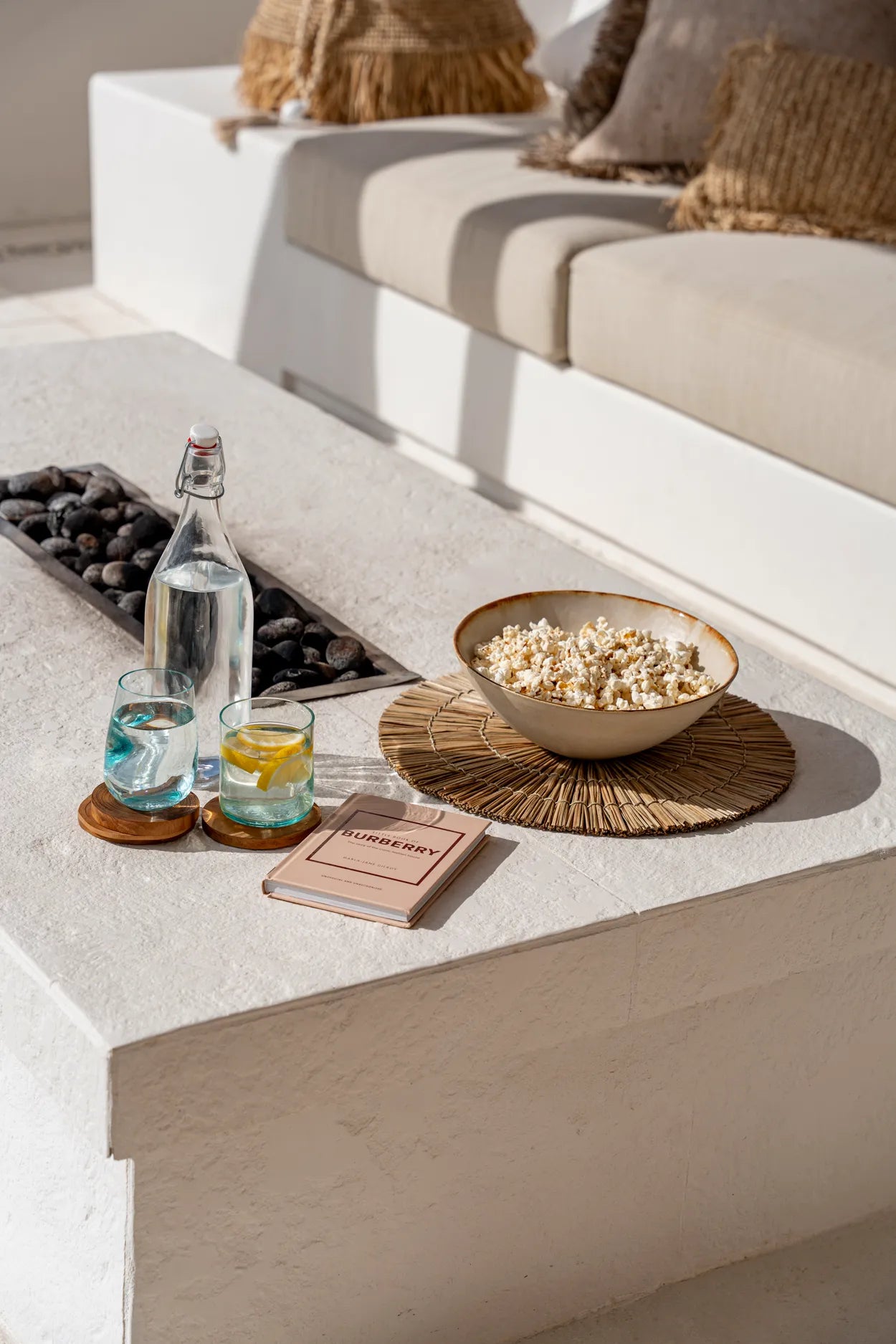 El vaso de whisky con hielo