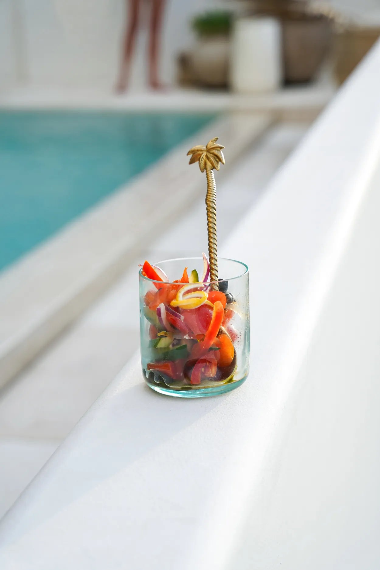 El vaso de whisky con hielo