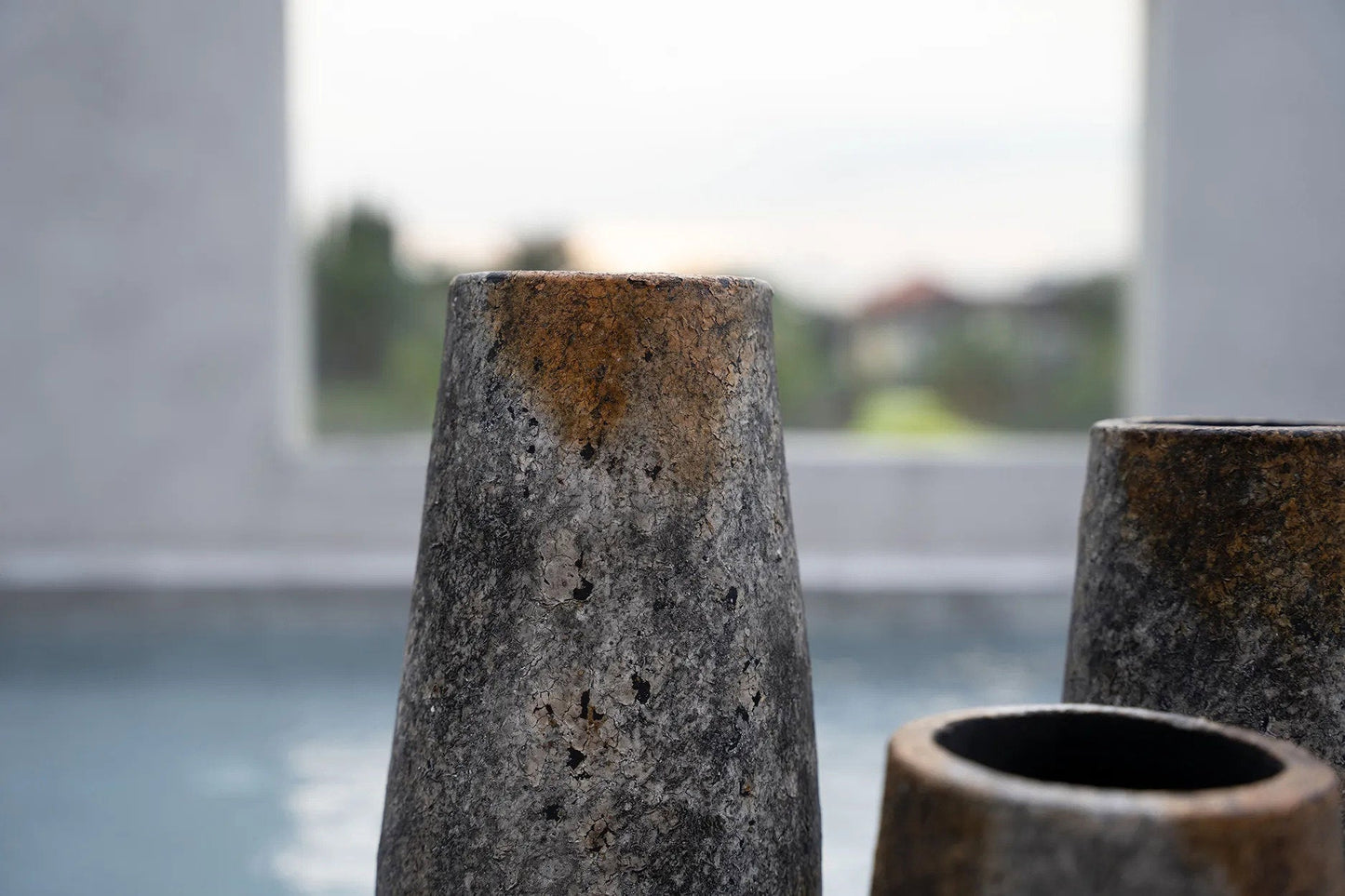 The Spooky Vase - Antique Gray - S