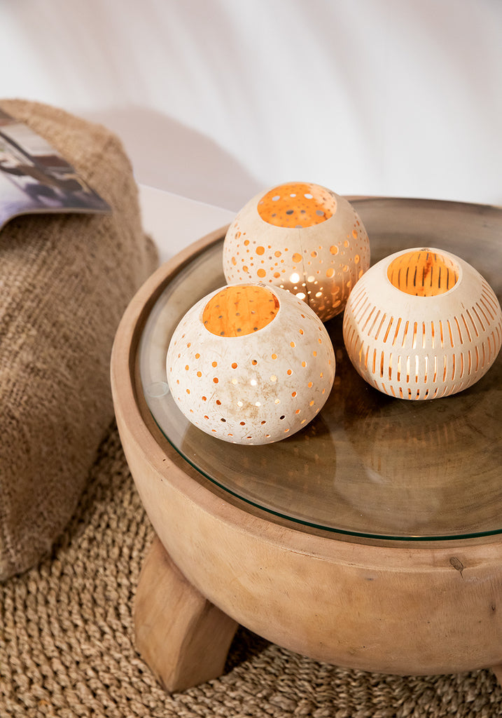 The Coconut Spot Candle Holder - Natural