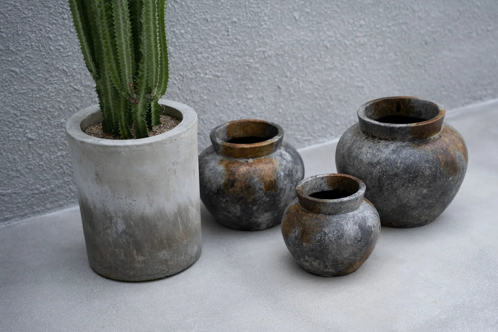 The Funky Vase - Antique Grey - L