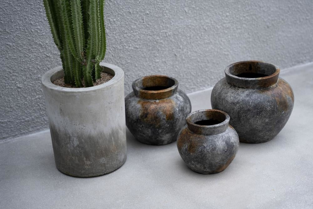 The Funky Vase - Antique Grey - M