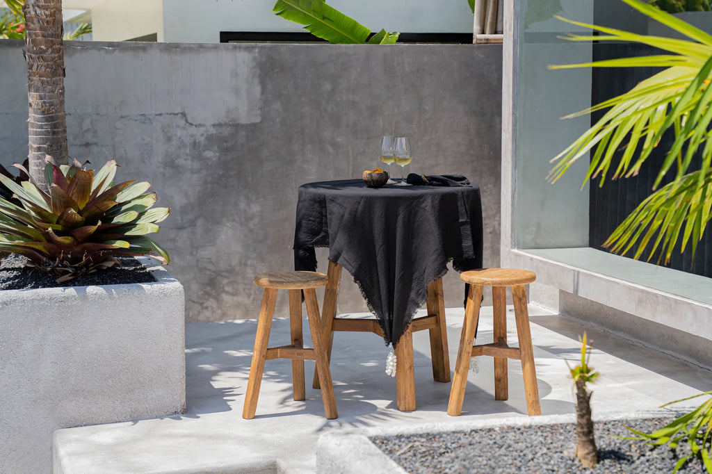 The Linen Tablecloth - Black - 180x300