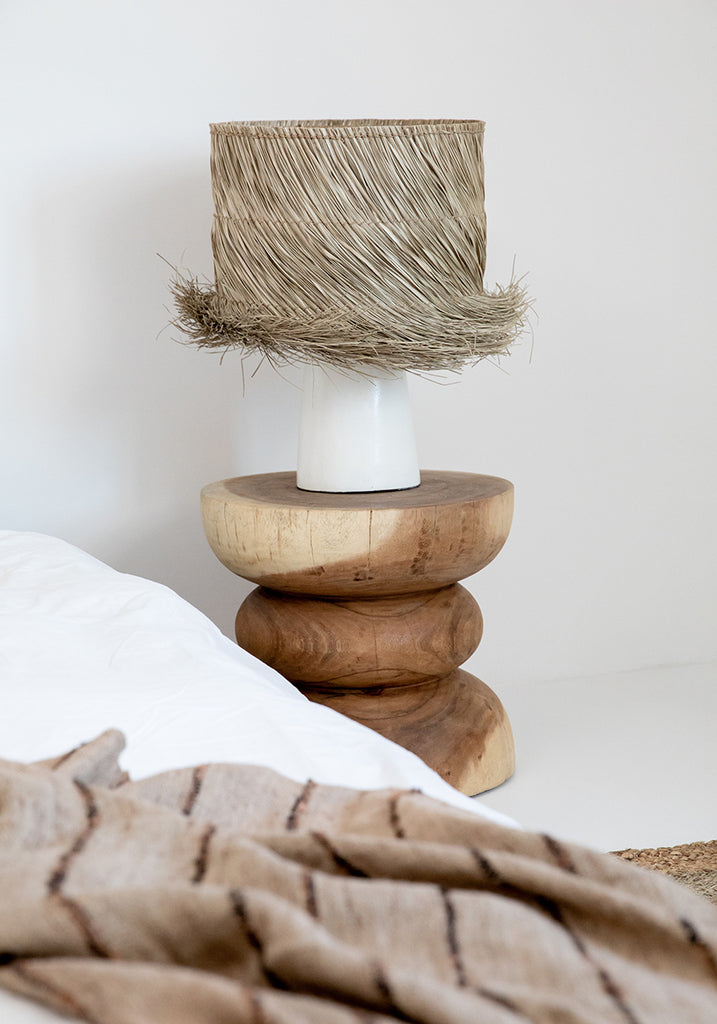 The Pandan Table Lamp - White Natural