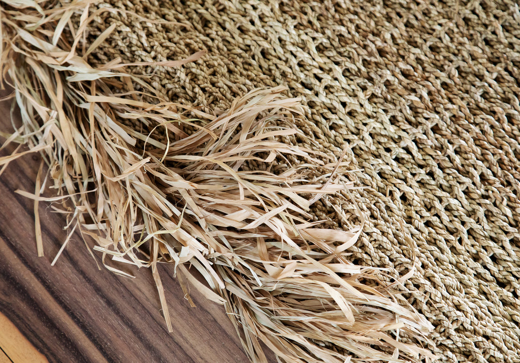 The Raffia Fringed Carpet - Natural - 180x240