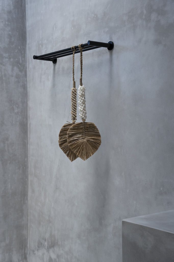 Raffia & Shells Hanging Decoration - Natural Cream