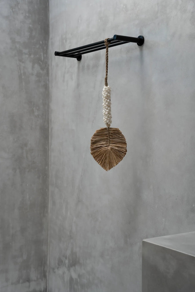 Raffia & Shells Hanging Decoration - White Natural