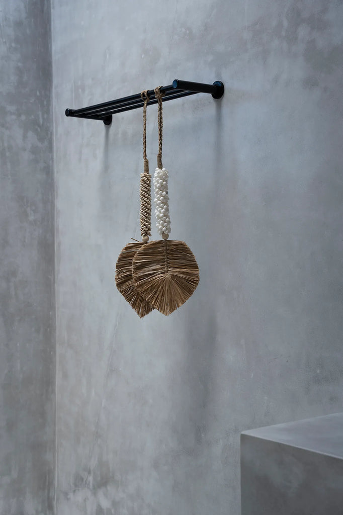 Raffia & Shells Hanging Decoration - White Natural