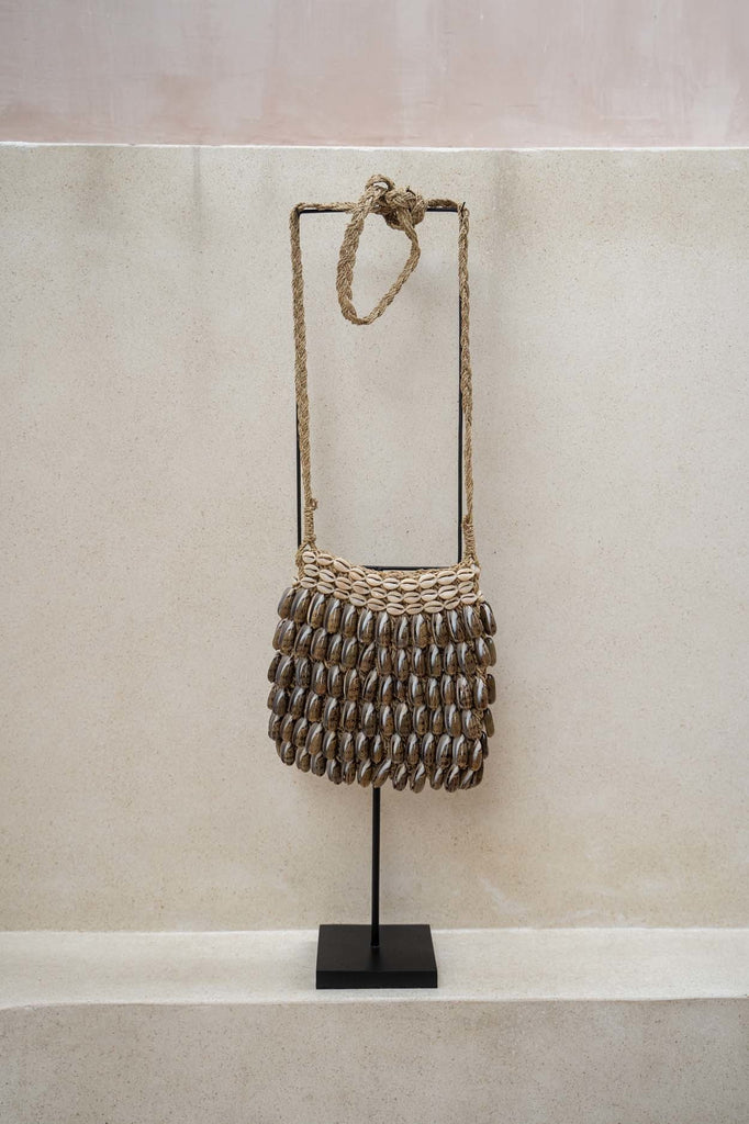 The Shell Purse on Stand - Decoration