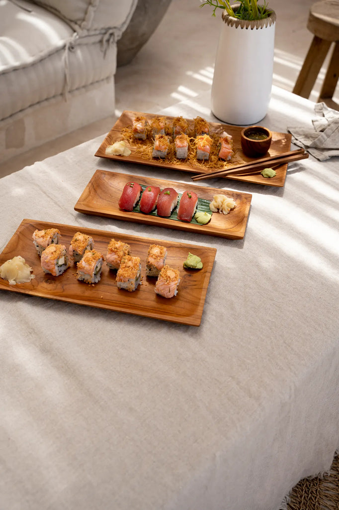 The Teak Root Sushi Board - M